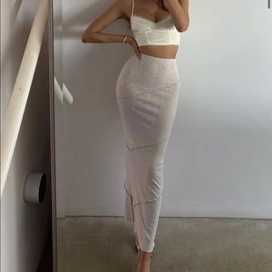 PRINCESS POLLY Oscar midi skirt. Worn once size SMALL/US 4